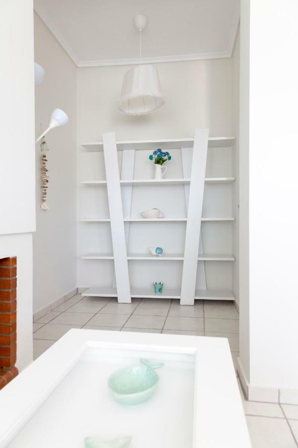 Villa Kristin 2 - 2Min Walk To Great Sandy, Shallow Beach Никити Экстерьер фото