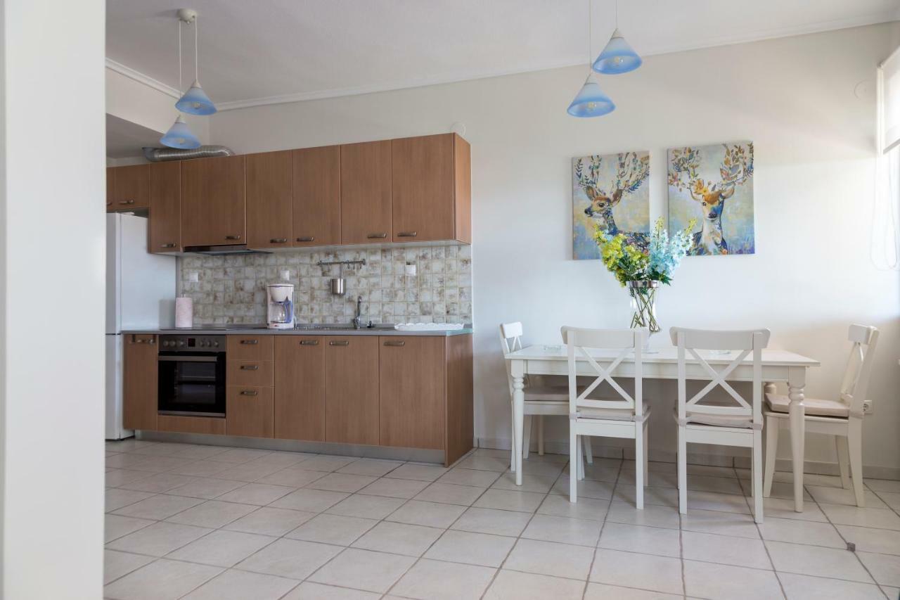 Villa Kristin 2 - 2Min Walk To Great Sandy, Shallow Beach Никити Экстерьер фото