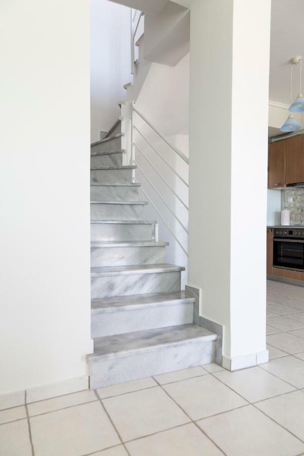 Villa Kristin 2 - 2Min Walk To Great Sandy, Shallow Beach Никити Экстерьер фото